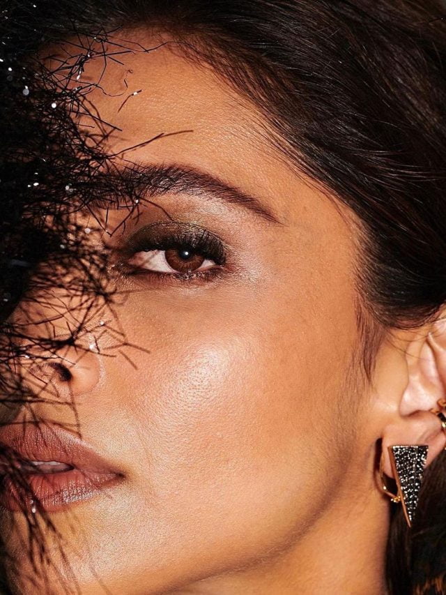 Cannes 2022: गोल्डन ब्लैक गाउन में फिर छाया Deepika Padukone का गॉर्जियस लुक