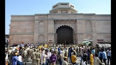 gyanwapi ज्ञानवापी मस्जिद: सर्वे का दूसरा दिन, ऊपरी ढांचे की हो रही वीडियोग्राफी, सुरक्षा के कड़े इंतजाम