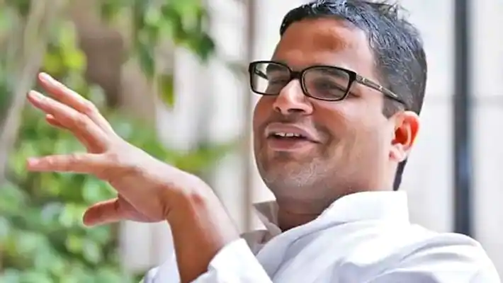 प्रशांत किशोर: चुनावी स्ट्रेटेजिस्ट से सियासी एक्टिविस्ट बनने के खतरे को समझिए 3 prashant प्रशांत किशोर: चुनावी स्ट्रेटेजिस्ट से सियासी एक्टिविस्ट बनने के खतरे को समझिए