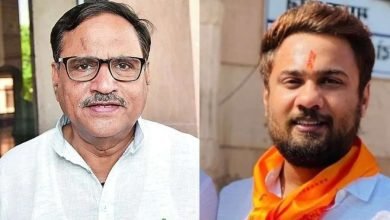 rajasthan minister son 1652117289 गहलोत के मंत्री के बेटे रोहित जोशी को गिरफ्तार करने जयपुर पहुंची दिल्ली पुलिस