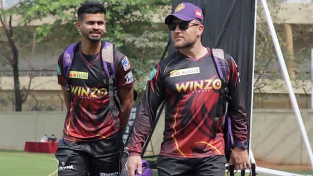 श्रेयस के बयान के बाद बवाल, क्या वाकई में KKR के CEO करते हैं टीम सलेक्शन? 1 shreyas iyer 1652171415 श्रेयस के बयान के बाद बवाल, क्या वाकई में KKR के CEO करते हैं टीम सलेक्शन?