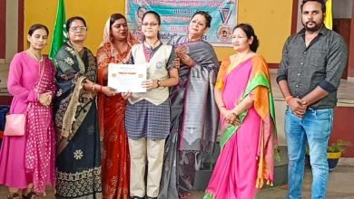 1 10 बेटी है तो कल है सामाजिक संस्था ने किया उत्कृष्ट छात्राओं का सम्मान