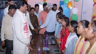 6 19 गाँव का कम्प्यूटर प्रशिक्षण केन्द्र युवाओं को दे रहा संबल