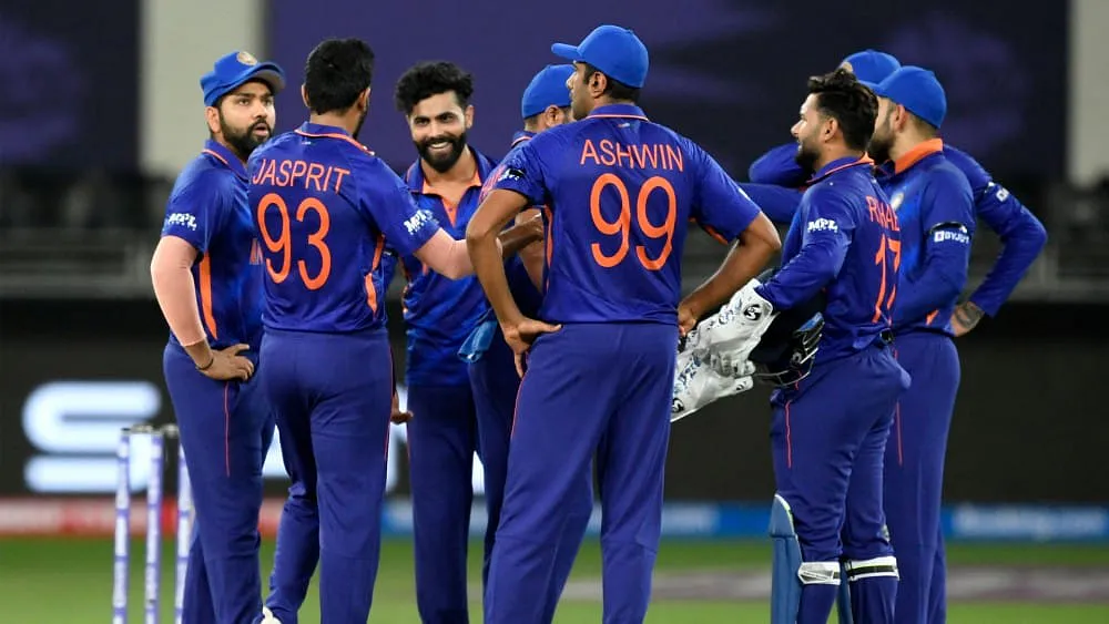 ODI में India को पसंद है 300+ स्कोर, 128 बार किया कारनामा 1 IndiaTeam