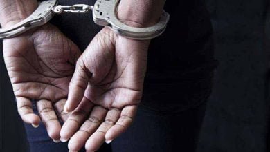 arrest 2 राजस्थान: दुष्कर्म के आरोपित को छोड़ने के बदले रिश्वत लेते पुलिस हेड कांस्टेबल गिरफ्तार, थाना अधिकारी निलंबित