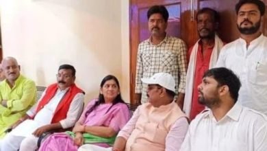 bihar छह पुलिसकर्मियों पर गिरी गाज, जेल में बंद पूर्व सांसद की घर पर परिवार के साथ वायरल हुई थीं तस्वीरें