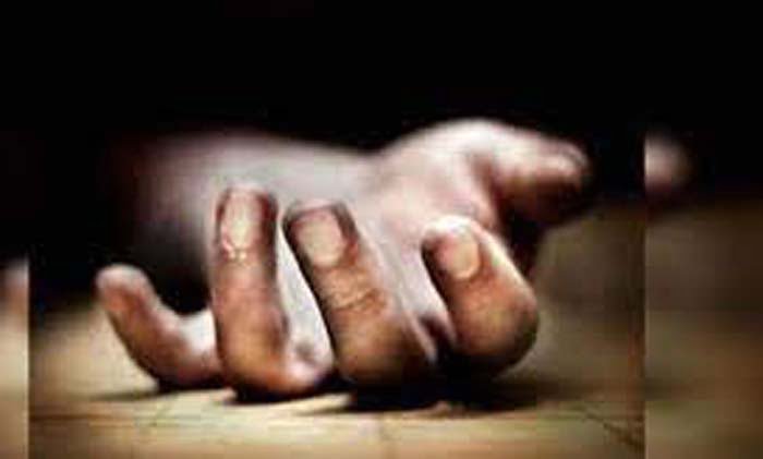 बिहार में फिर जहरीली शराब से 4 की मौत, बढ़ सकता है आंकड़ा; मौके पर पहुंंचे अफसर 1 death 14 बिहार में फिर जहरीली शराब से 4 की मौत, बढ़ सकता है आंकड़ा; मौके पर पहुंंचे अफसर