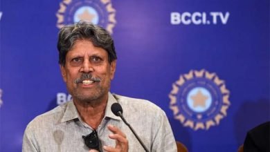 kapil dev 1 विराट कोहली को वापस फॅार्म मे आता देखकर पूर्व क्रिकेटर कपिल देव ने मारा यू-टर्न