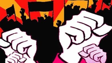 marpeet1 पूर्वी दिल्ली में अभिभावकों ने शिक्षकों को पीटा, जीटीबी थाने के सामने दे रहे धरना