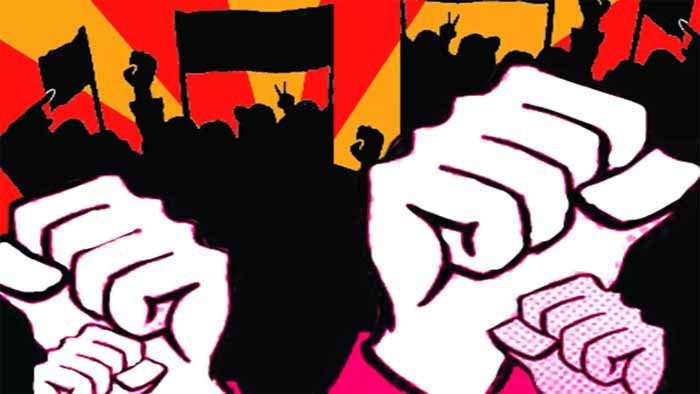 पूर्वी दिल्ली में अभिभावकों ने शिक्षकों को पीटा, जीटीबी थाने के सामने दे रहे धरना 1 marpeet1 पूर्वी दिल्ली में अभिभावकों ने शिक्षकों को पीटा, जीटीबी थाने के सामने दे रहे धरना