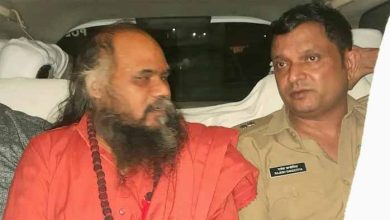 mirchi baba मध्य प्रदेश: मिर्ची बाबा रेप केस में अरेस्ट, दिग्विजय सिंह की जीत के लिए किया था यज्ञ, कमलनाथ से भी करीबी