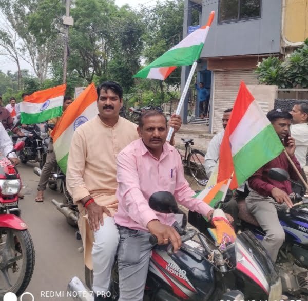 आजाद अध्यापक शिक्षक संघ मध्य प्रदेश के प्रांतीय आवाह्न पर विशाल तिरंगा वाहन रैली जिला मुख्यालय धार में निकली 1 12 1 आजाद अध्यापक शिक्षक संघ मध्य प्रदेश के प्रांतीय आवाह्न पर विशाल तिरंगा वाहन रैली जिला मुख्यालय धार में निकली