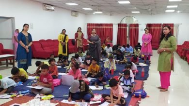 2 11 महिला कल्याण संगठन झांसी मंडल द्वारा ऑन स्पॉट ड्राईंग एण्ड पेण्टिंग प्रतियोगिता का आयोजन