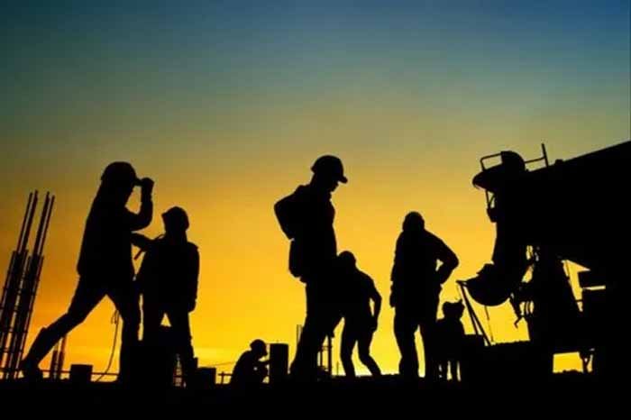 प्रयागराज में महिलाएं करेंगी ठेकेदारी, विकास से जुड़े कामों में दिया जाएगा महिला स्वयं सहायता समूहों को ठेका 1 woman 11 प्रयागराज में महिलाएं करेंगी ठेकेदारी, विकास से जुड़े कामों में दिया जाएगा महिला स्वयं सहायता समूहों को ठेका