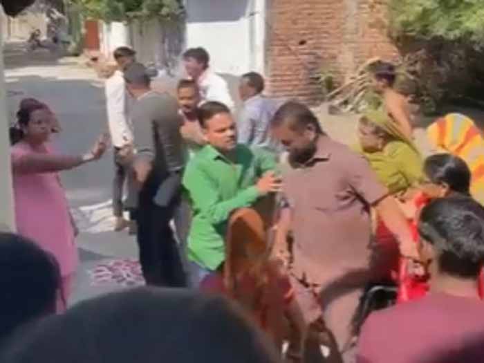 Ujjain News : BJP पार्षद ने महिला को कहा 'तेरी औकात बताऊं तेरे को... 1 Ujjain News