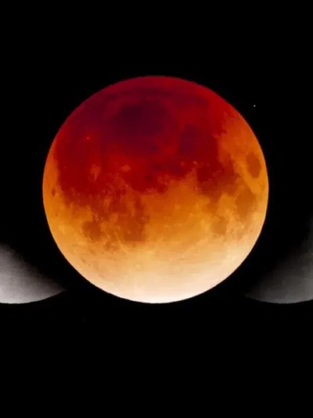 Kartik Purnima Chandra Grahan 2022 : इन राशियों पर पड़ेगा प्रभाव