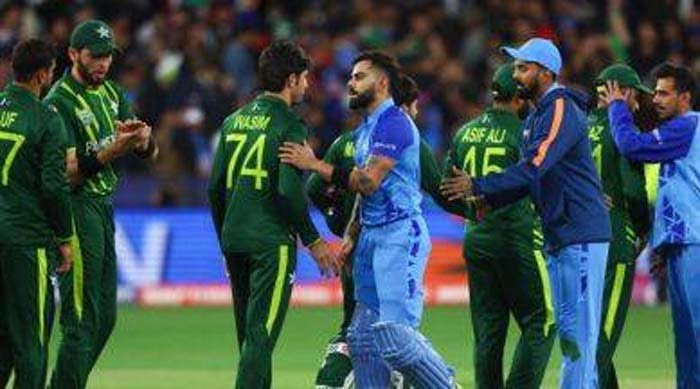 नो बॉल, सिक्सर, विकेट और विवादों से भरा रहा आखिरी ओवर का रोमांच 1 india vs pak नो बॉल, सिक्सर, विकेट और विवादों से भरा रहा आखिरी ओवर का रोमांच