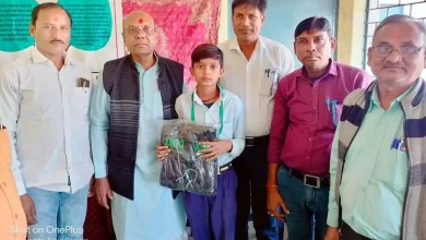 silwani me bate swetar Silwani News : गरीब बच्चों को वितरित किया गया स्वैटर