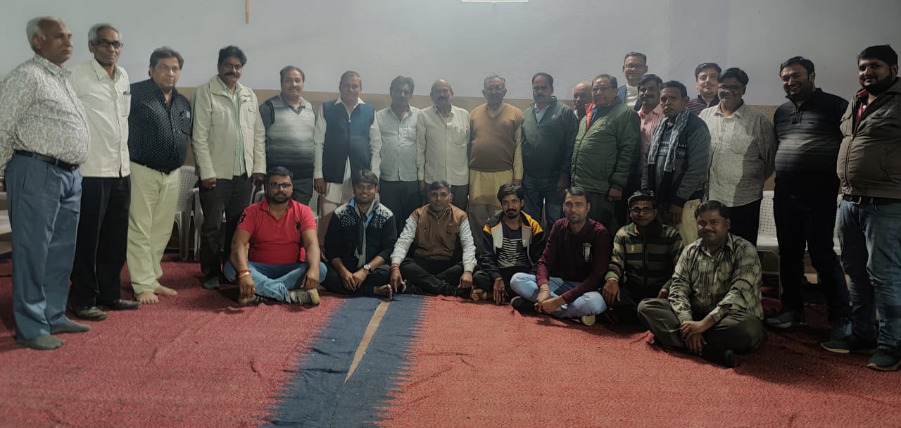 Khirkiya News : माहेश्वरी समाज में नवीन कार्यकाल के लिए सर्वसम्मति से पूनमचंद सोनी अध्यक्ष व विजय काबरा उपाध्यक्ष चुने गए 1 9 1 Khirkiya News : माहेश्वरी समाज में नवीन कार्यकाल के लिए सर्वसम्मति से पूनमचंद सोनी अध्यक्ष व विजय काबरा उपाध्यक्ष चुने गए