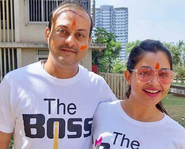 Bollywood News : अंगूरी भाभी का शादी के 19 साल बाद टूटा घर,पति पीयूष से लिया तलाक 1 Bollywood News