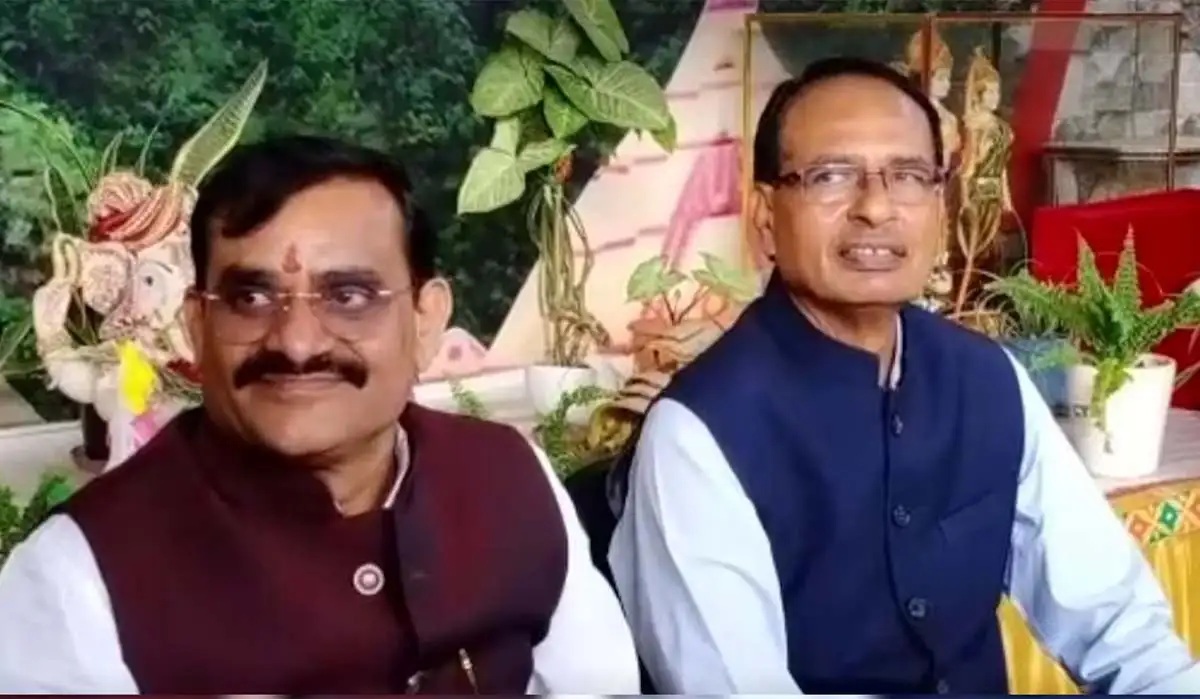 MP News : CM शिवराज, VD और हितानंद के बीच हुई भागवत के भोपाल दौरे से पहले चर्चा 1 shivraj and vd sharma