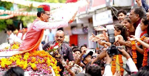 IMG 20230723 230043 गोपालपुर में जनदर्शन में सम्मिलित हुए मुख्यमंत्री श्री चौहान