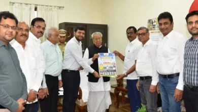 2 CG News : राज्यपाल हरिचंदन से विजय अग्रवाल ने की मुलाकात