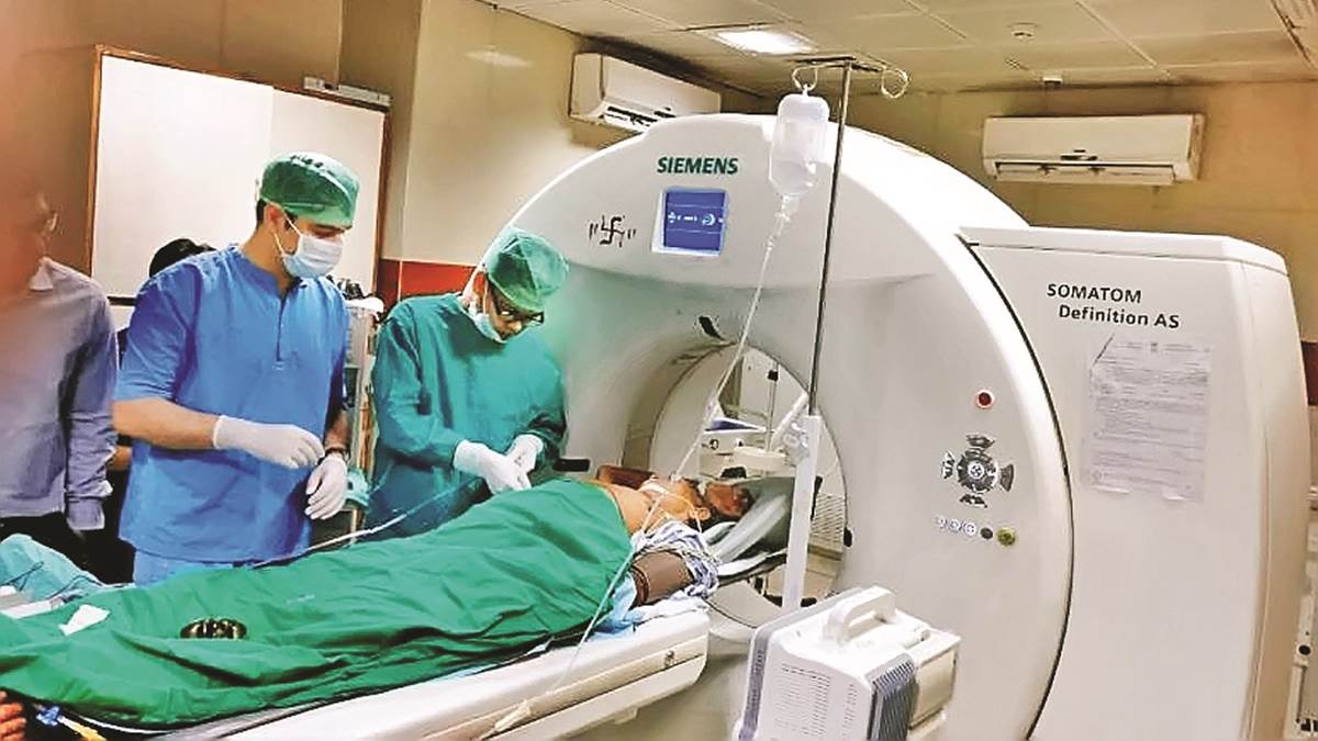 CG News: स्वास्थ्य सुविधाओं का होगा विस्तार, हर संभाग में सिम्स तो आयुष्मान से 10 लाख तक इलाज 1 6 CG News: स्वास्थ्य सुविधाओं का होगा विस्तार, हर संभाग में सिम्स तो आयुष्मान से 10 लाख तक इलाज
