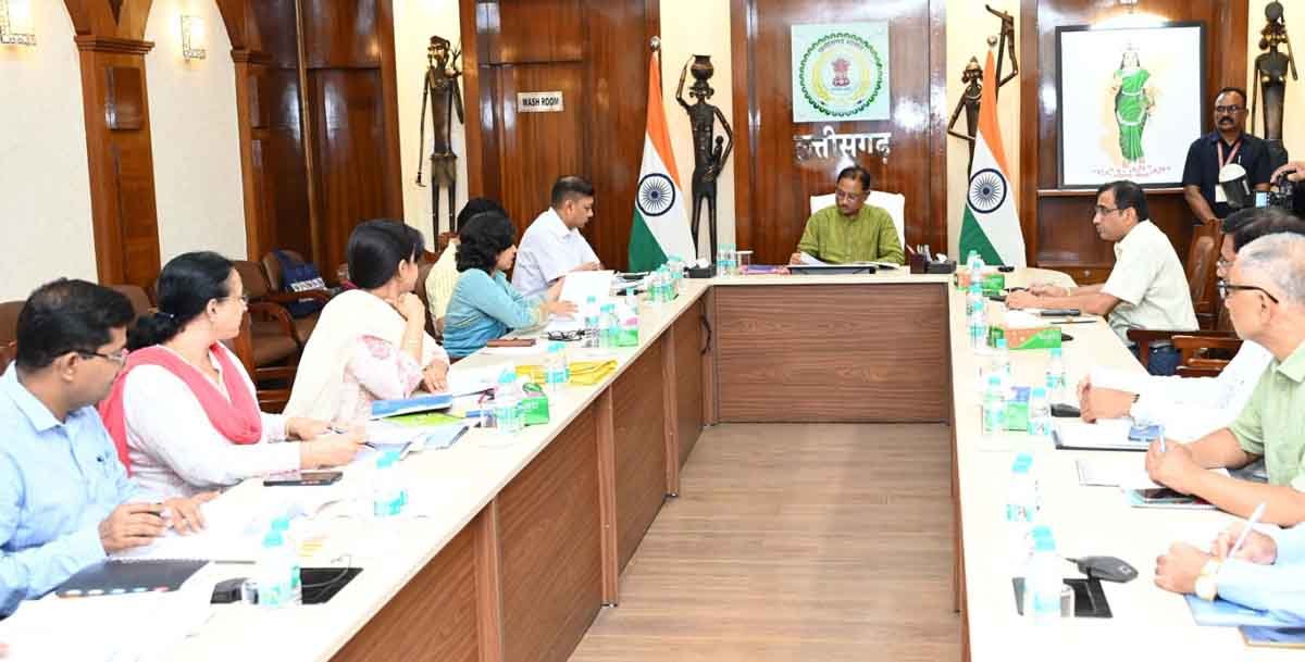 CG News: मैराथन बैठकों के पहले ही दिन CM साय ने कहा - पारदर्शिता और तत्परता अनिवार्य 1 CG News