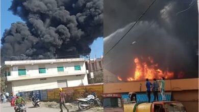 Dhar Factory Fire: 7 घंटे बाद भी नहीं बुझी आग, पाइप फैक्ट्री का हुआ लाखो का नुक्सान
