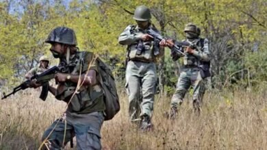 02 21 कंगालतोंग इलाके में पुलिस-नक्सलियों के बीच मुठभेड़, कई नक्सलियों के घायल होने की खबर