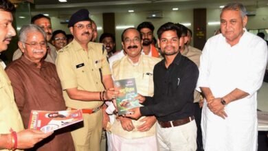 07 उप मुख्यमंत्री अरुण साव ने डिजिटल लाइब्रेरी का किया शुभारंभ