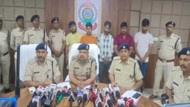 16A 132 सूरजपुर में प्रधान आरक्षक की पत्नी और बेटी की हत्या का मामला में कुख्यात आरोपी कुलदीप साहू समेत पांच अन्य गिरफ्तार