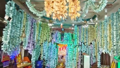 21A 29 रतलाम के महालक्ष्मी मंदिर के पट 11 घंटे बाद खुले, पंडित संजय दवे ने वैदिक मंत्रोच्चार के साथ पूजा कराई