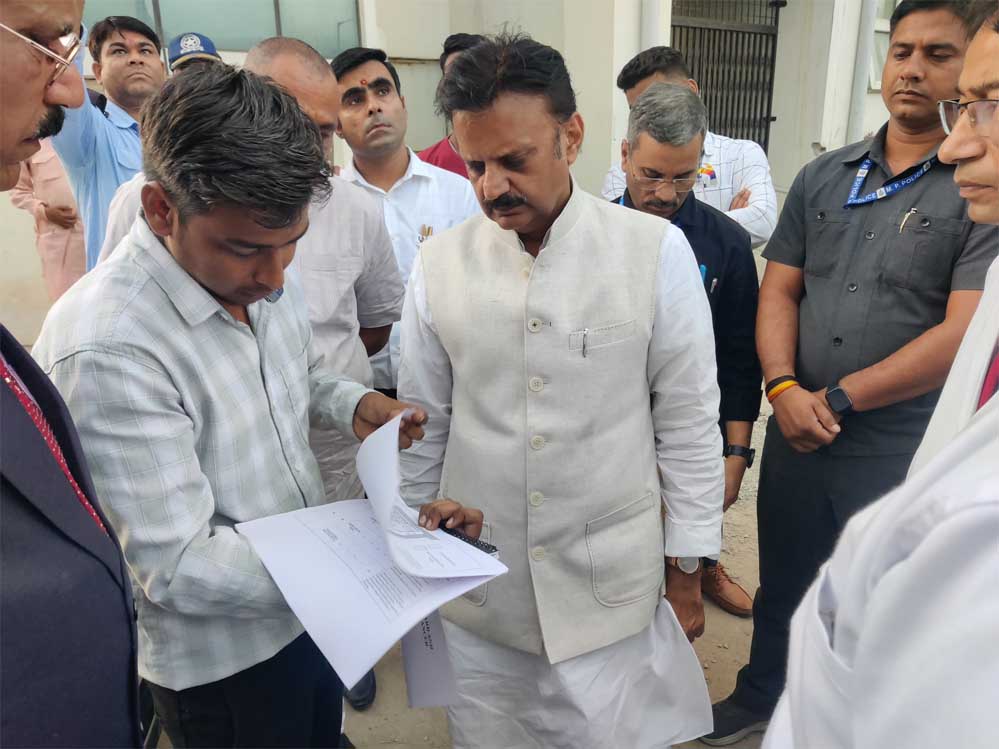 रीवा का सुपर स्पेशियलिटी अस्पताल, विंध्य अंचल के लिए आशा का केंद्र - उप मुख्यमंत्री शुक्ल 1 26 A 1 रीवा का सुपर स्पेशियलिटी अस्पताल, विंध्य अंचल के लिए आशा का केंद्र - उप मुख्यमंत्री शुक्ल