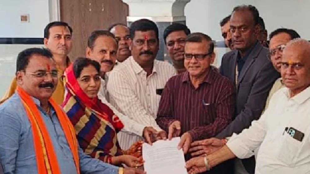 LIC एजेंट एसोसिएशन का विरोध प्रदर्शन, पूरे भारत में 14 लाख से अधिक अभिकर्ता प्रभावित 1 28A 28 LIC एजेंट एसोसिएशन का विरोध प्रदर्शन, पूरे भारत में 14 लाख से अधिक अभिकर्ता प्रभावित