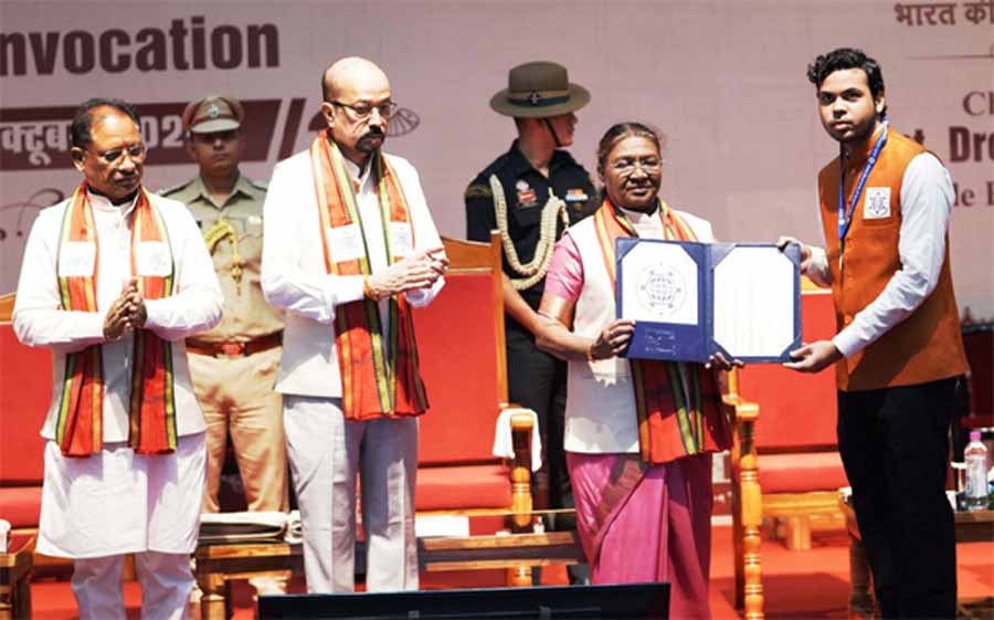 आईआईटियन्स ने वैश्विक स्तर पर बनाई अपनी विशेष पहचान : राष्ट्रपति श्रीमती द्रौपदी मुर्मु 1 29 5 आईआईटियन्स ने वैश्विक स्तर पर बनाई अपनी विशेष पहचान : राष्ट्रपति श्रीमती द्रौपदी मुर्मु