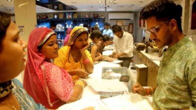 30A 46 धनतेरस पर भोपाल में हुई धनवर्षा, ऑटोमोबाइल सेक्टर में 225 करोड़, तो सराफा में 150 करोड़ से ज्यादा की बिक्री