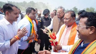 CM SAi2 मुख्यमंत्री विष्णुदेव साय का जनप्रतिनिधियों एवं अधिकारियों ने किया आत्मीय स्वागत
