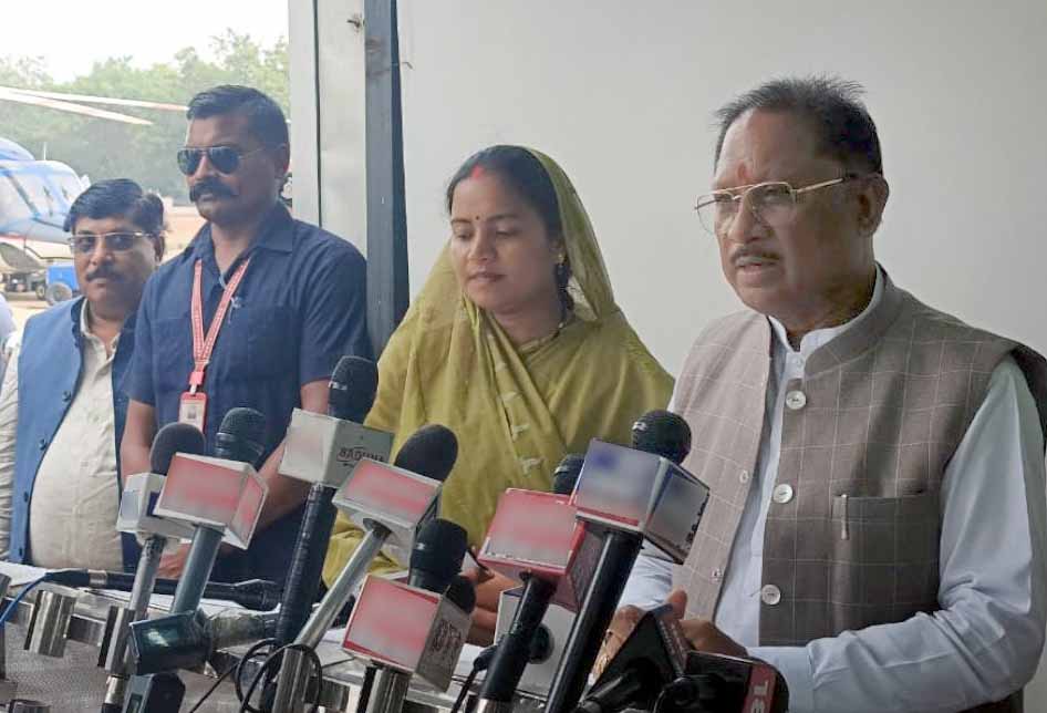 सलोनी में सड़क दुर्घटना में 2 बच्चों के निधन पर मुख्यमंत्री साय ने जताया शोक, 4-4 लाख रुपये की सहायता राशि की घोषणा 1 CM sai 8 सलोनी में सड़क दुर्घटना में 2 बच्चों के निधन पर मुख्यमंत्री साय ने जताया शोक, 4-4 लाख रुपये की सहायता राशि की घोषणा