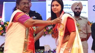 Rajasthan 11 1 राजस्थान-उदयपुर विश्वविद्यालय के दीक्षांत समारोह में पहुंचीं राष्ट्रपति मुर्मू, भारत को विकसित राष्ट्र बनाने में युवा महत्वपूर्ण
