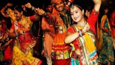 garba 3 मध्य प्रदेश में नवरात्रि के मद्देनजर गरबे का आयोजन किया जा रहा है, वहीं कई जिलों में गरबा को लेकर विवाद जारी