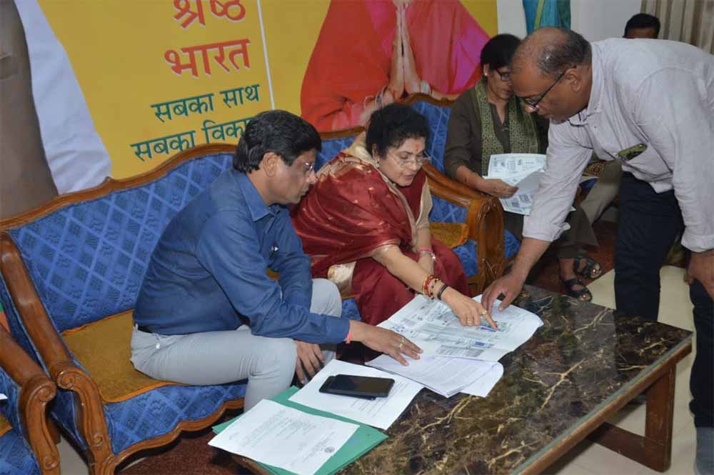 विकास कार्यक्रम में तेजी लाए, लापरवाही पर होगा एक्शन: राज्यमंत्री श्रीमती गौर 1 krishna 1 विकास कार्यक्रम में तेजी लाए, लापरवाही पर होगा एक्शन: राज्यमंत्री श्रीमती गौर