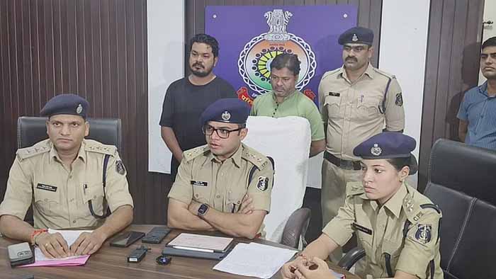 दुर्ग में पुलिस ने अंतर्राष्ट्रीय मानव तस्करी मामले का किया खुलासा, एक दंपति समेत तीन आरोपी गिरफ्तार 1 manav taskar दुर्ग में पुलिस ने अंतर्राष्ट्रीय मानव तस्करी मामले का किया खुलासा, एक दंपति समेत तीन आरोपी गिरफ्तार