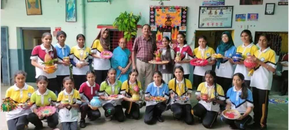 विजय इंग्लिश मीडियम स्कूल में दीपोत्सव,और विभिन्न प्रकार की प्रतियोगिताओं का आयोजन किया गया 1 mane1 विजय इंग्लिश मीडियम स्कूल में दीपोत्सव,और विभिन्न प्रकार की प्रतियोगिताओं का आयोजन किया गया