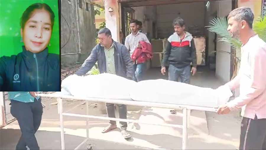 कोरबा में संदिग्ध परिस्थितियों में मिली युवती की लाश, सुसाइड नोट बरामद 1 1 261 कोरबा में संदिग्ध परिस्थितियों में मिली युवती की लाश, सुसाइड नोट बरामद
