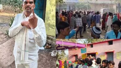 13A 17 बूथ कैप्चरिंग का आरोप :मतदाताओं ने वीरपुर थाने पर प्रदर्शन करते हुए श्योपुर-मुरैना रोड पर चक्काजाम कर दिया