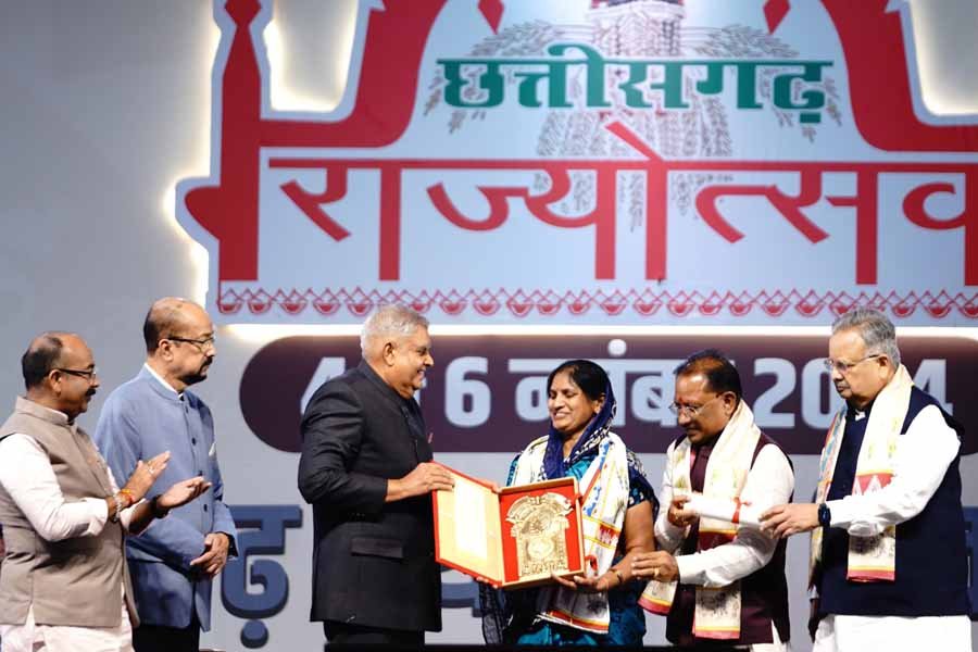 लोधी अदिति कश्यप को अमर शहीद वीरांगना अवंती बाई लोधी सम्मान मिलने पर हर्षित है समाज 1 14 4 लोधी अदिति कश्यप को अमर शहीद वीरांगना अवंती बाई लोधी सम्मान मिलने पर हर्षित है समाज