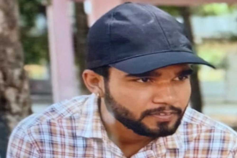 मुंबई से आए इंजीनियर की भोपाल में सड़क हादसे में मौत 1 18A 23 मुंबई से आए इंजीनियर की भोपाल में सड़क हादसे में मौत