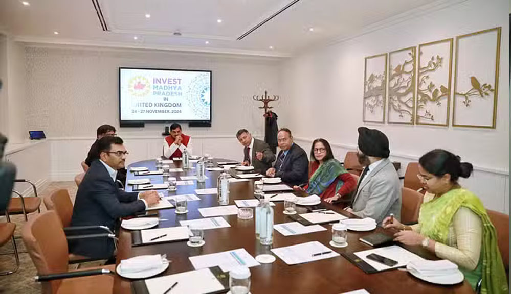 सीएम डॉ. मोहन यादव मध्य प्रदेश में निवेश को बढ़ाने पहुंचे लंदन, गर्मजोशी के साथ हुआ स्वागत 1 25A 42 सीएम डॉ. मोहन यादव मध्य प्रदेश में निवेश को बढ़ाने पहुंचे लंदन, गर्मजोशी के साथ हुआ स्वागत